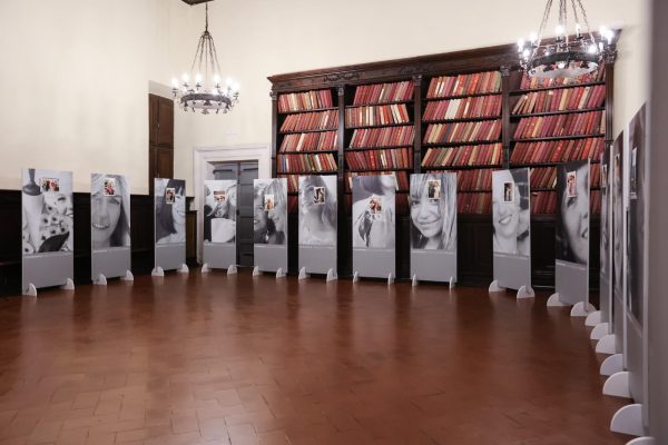 espozione-pannelli-foto-calendario